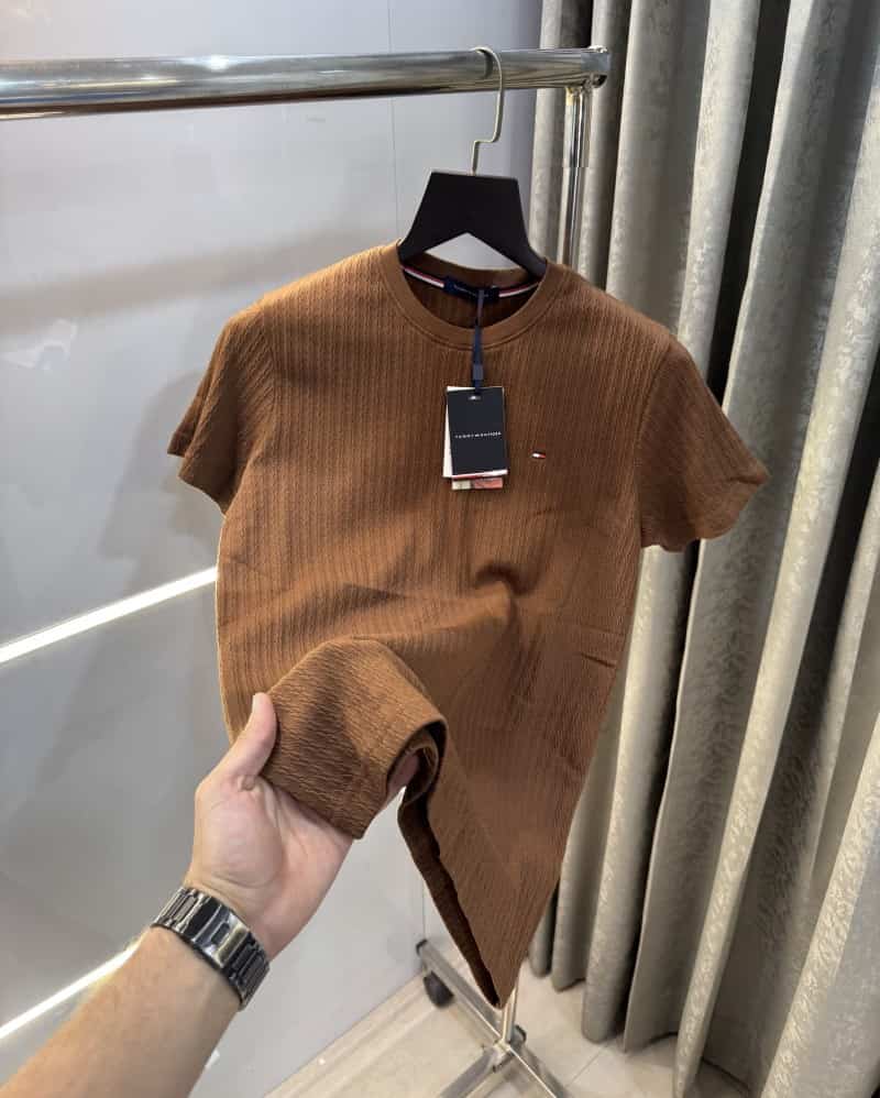 Tomm y Hilfiger Dark Brown Knitted Classic T-Shirt