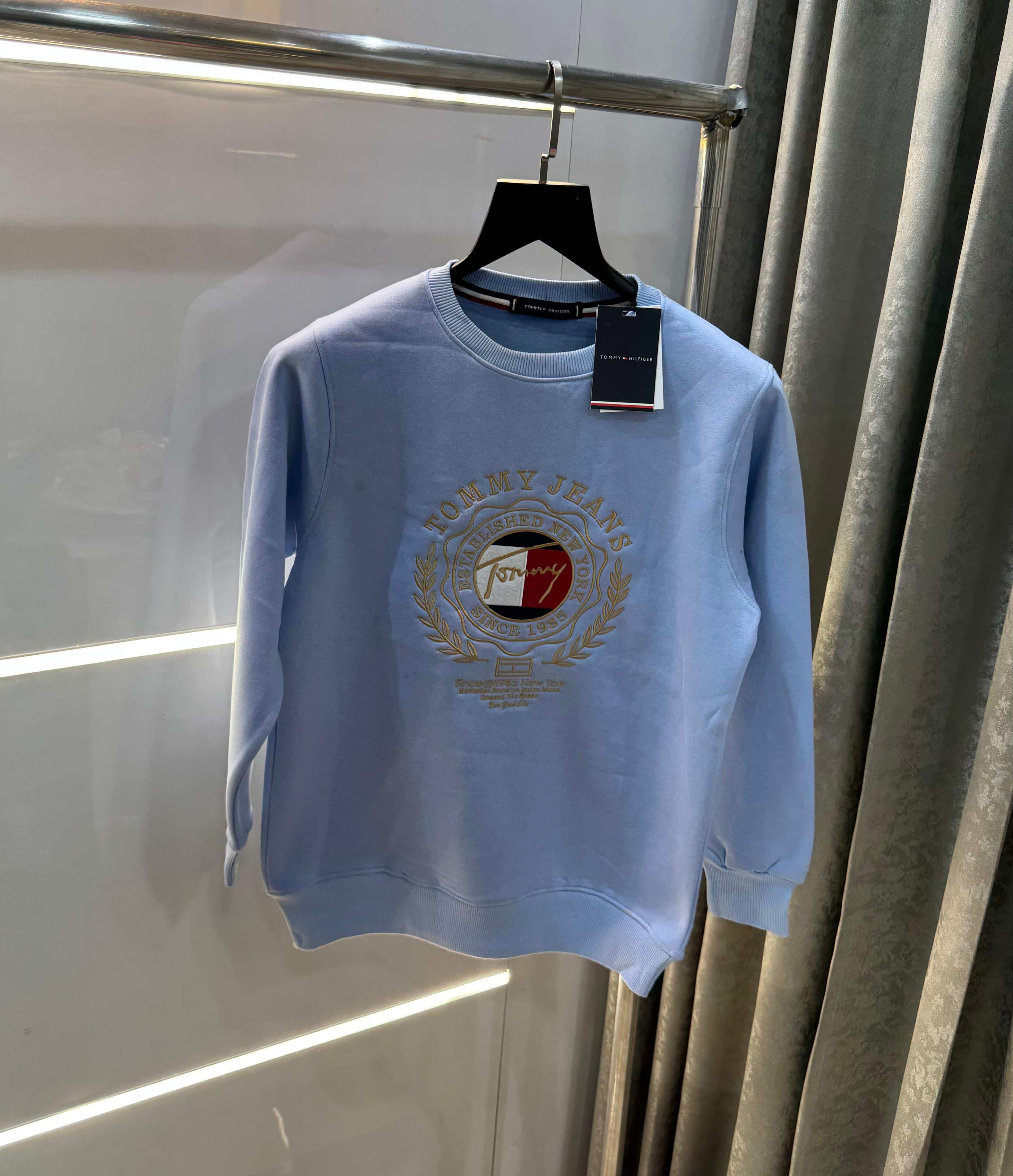 Tomm y Hilfiger Sky Blue Embroidery Logo Premium Sweatshirt