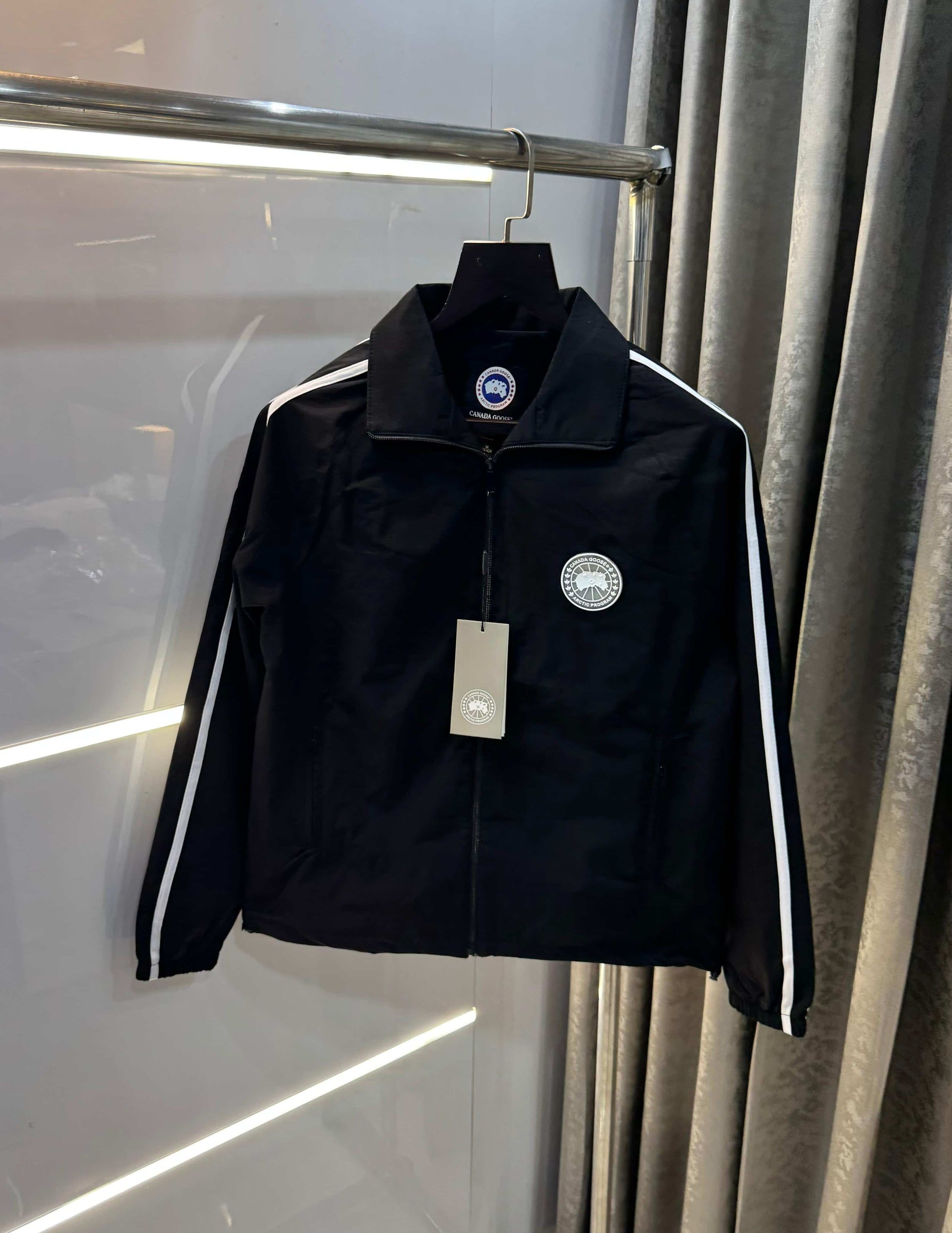 Canad a Goose Black Imported Premium Luxury Jacket