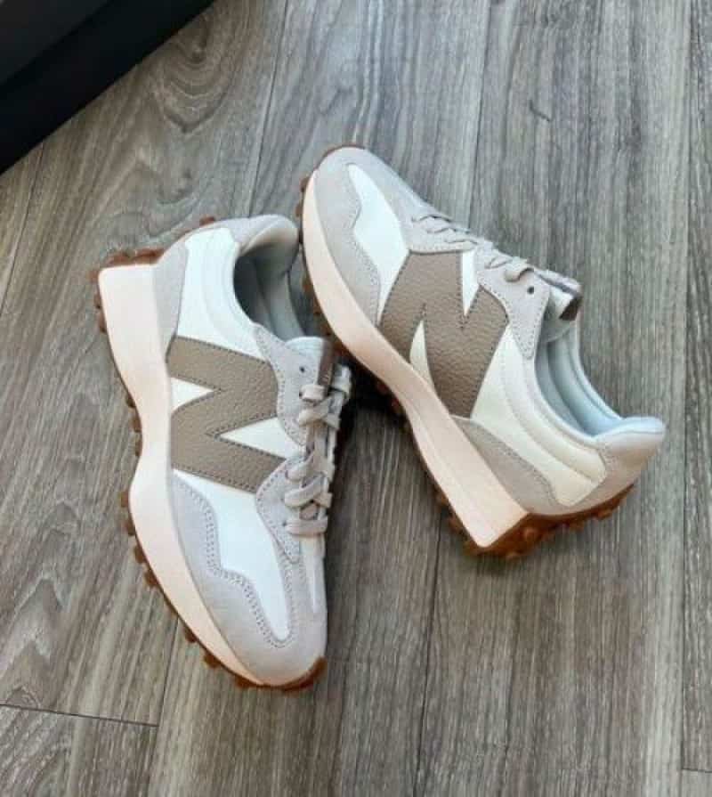New Balance 327 Moonbeam Driftwood