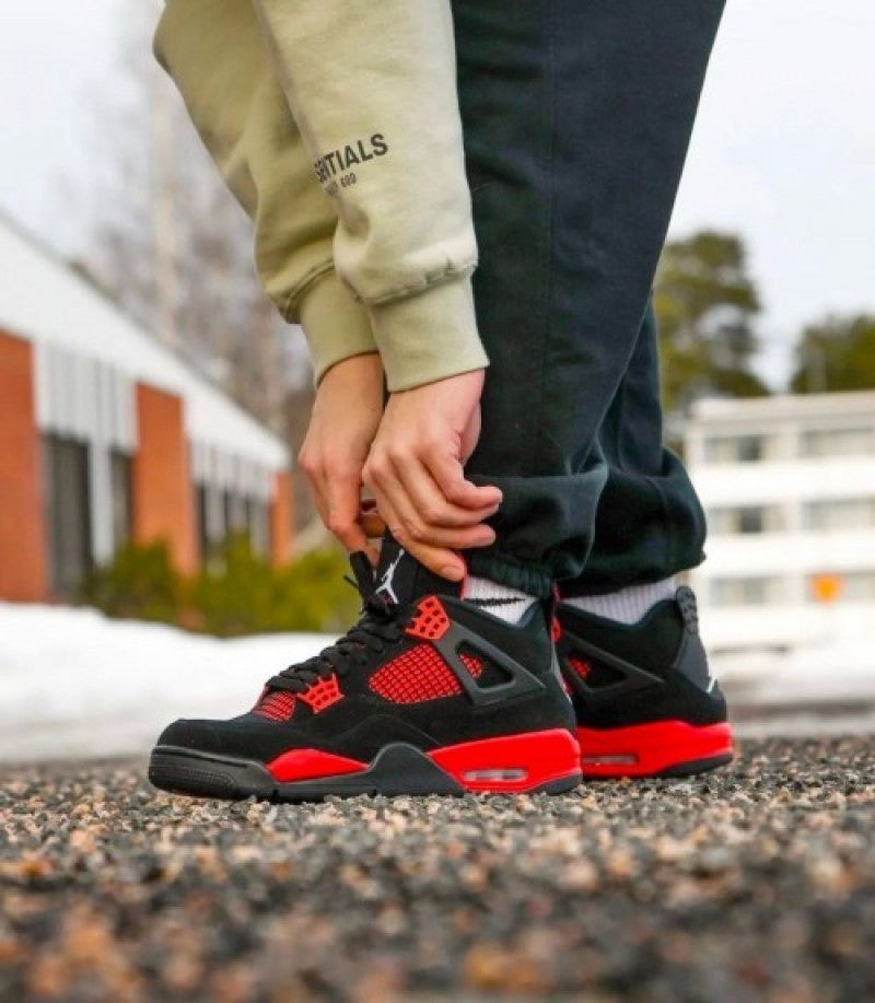 Nike Air Jordan Retro 4 Red Thunder UA