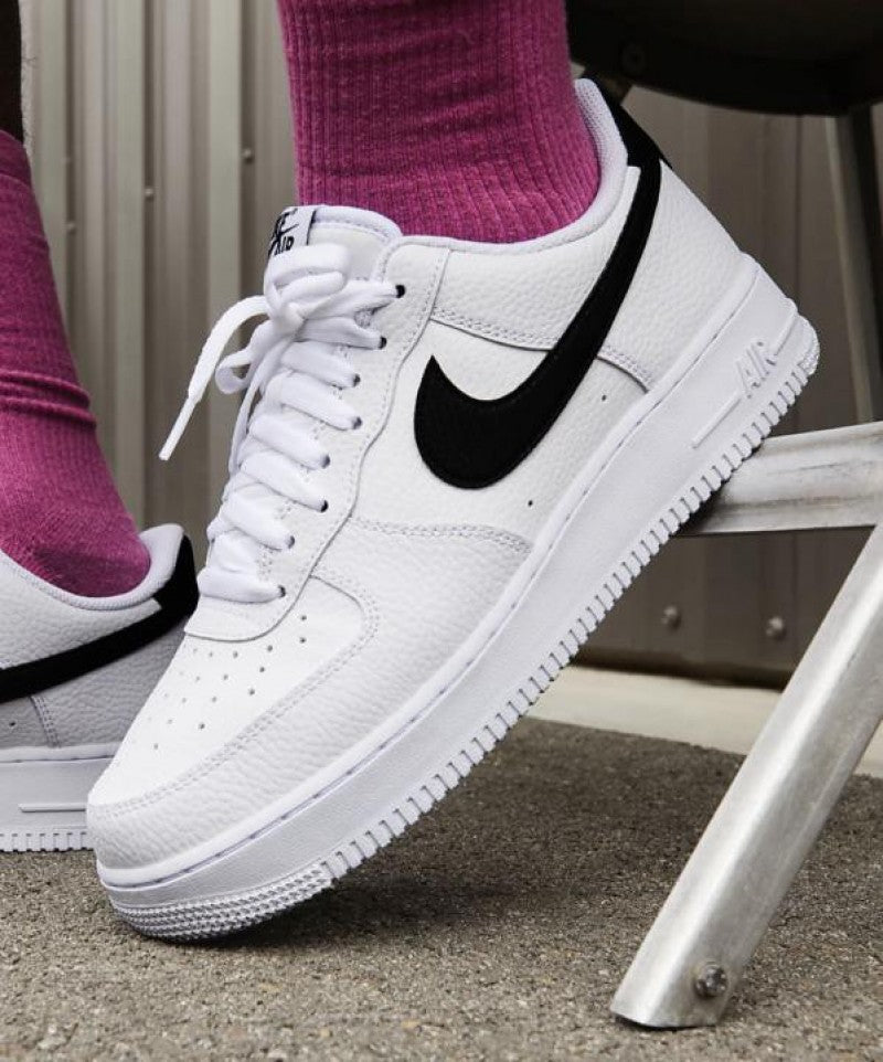 Nike Air Force 1 White Black Swoosh