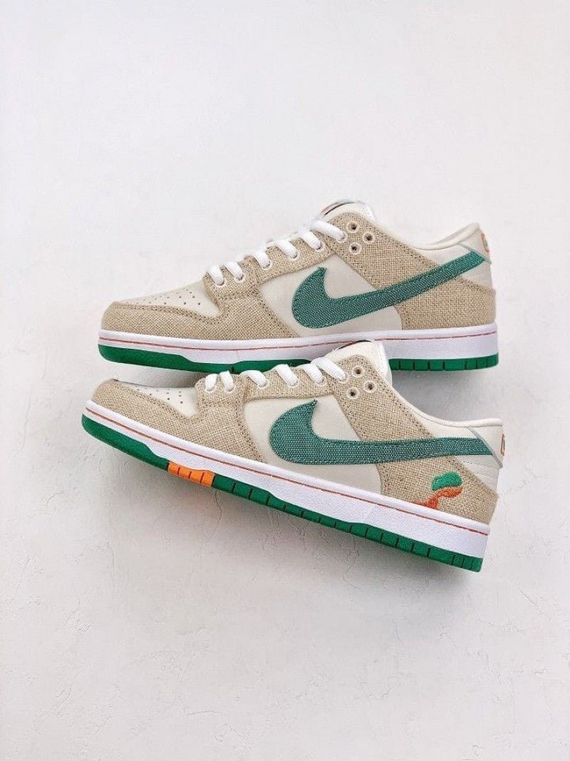 Nike the jerritos x sb dunk low