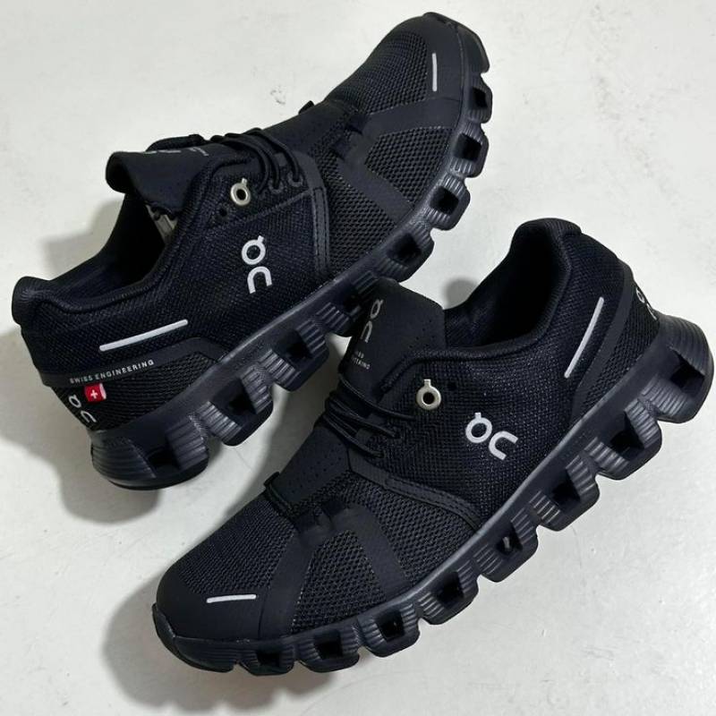 On Cloud 5 Running Waterproof Black