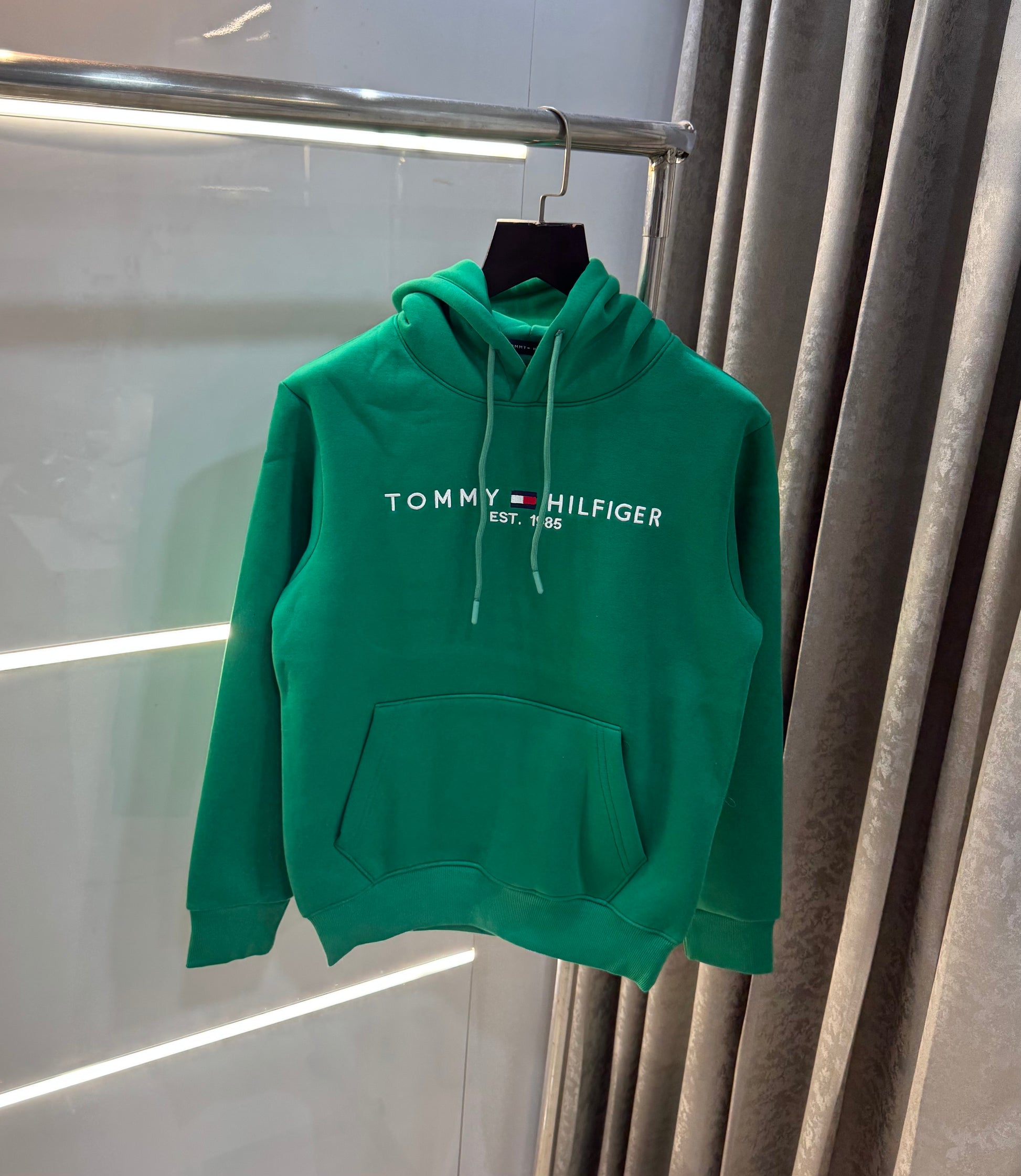 Tomm y Hilfiger Green Embroidery Logo Imported Hoodie