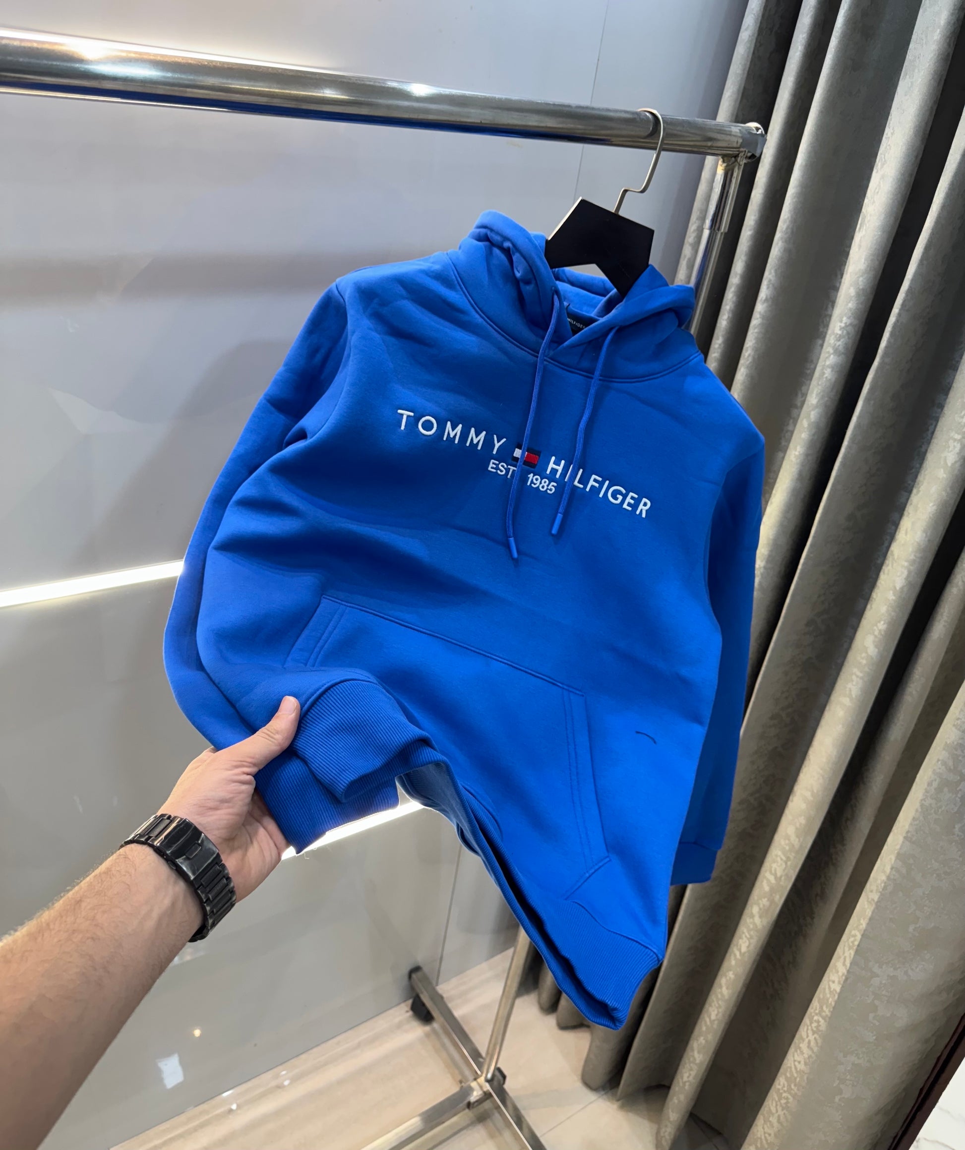 Tomm y Hilfiger Blue Embroidery Logo Imported Hoodie