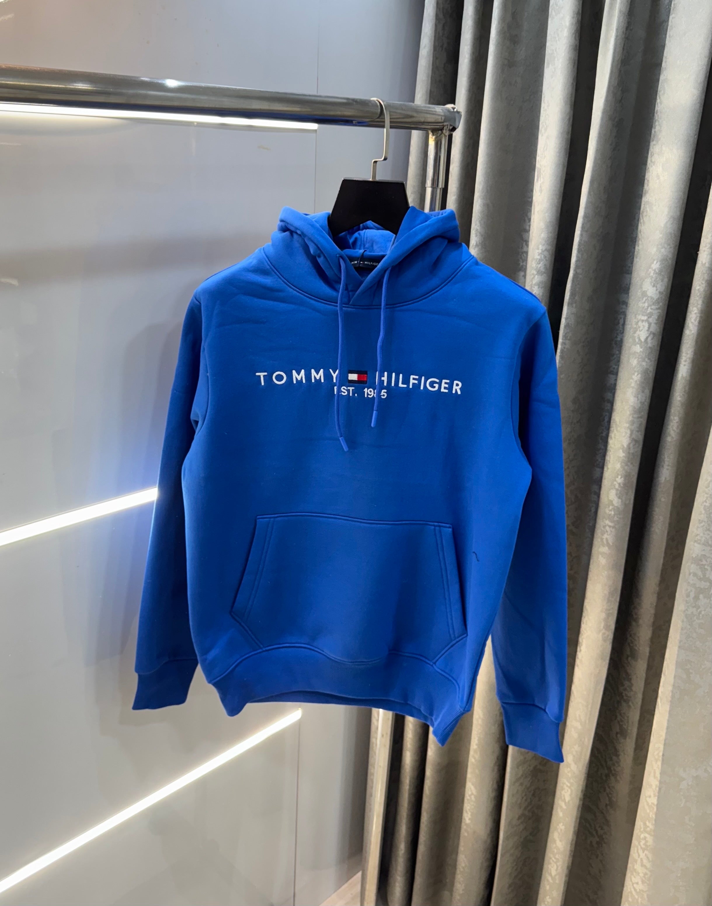 Tomm y Hilfiger Blue Embroidery Logo Imported Hoodie