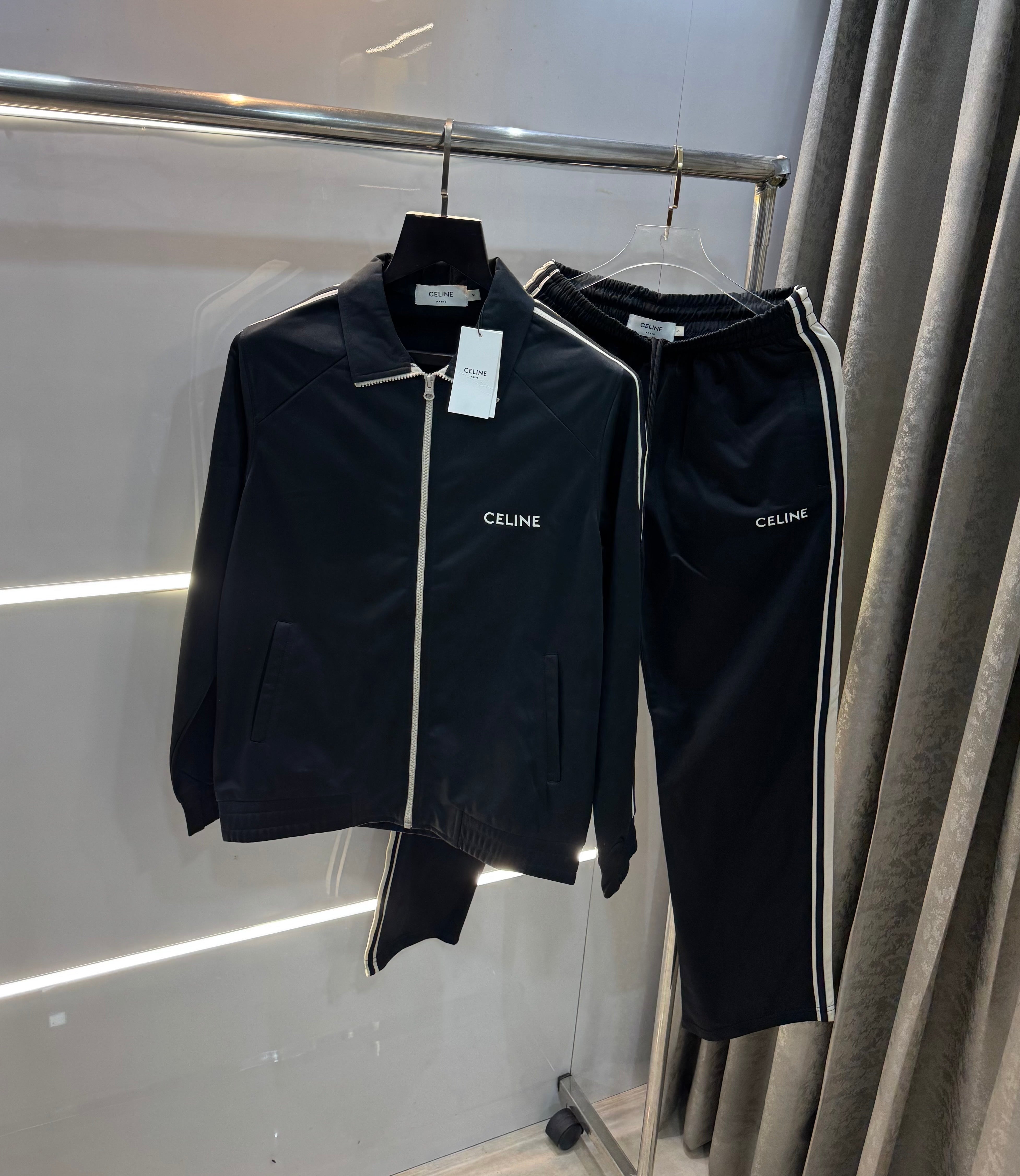 Celin e Black Embroidery Logo Imported Tracksuit