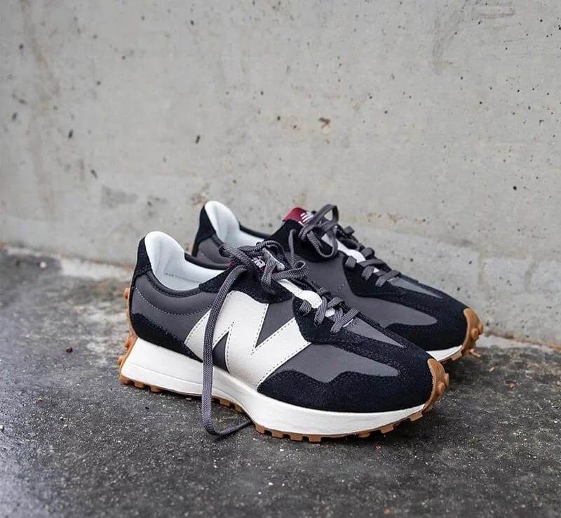 New Balance 327 Black White