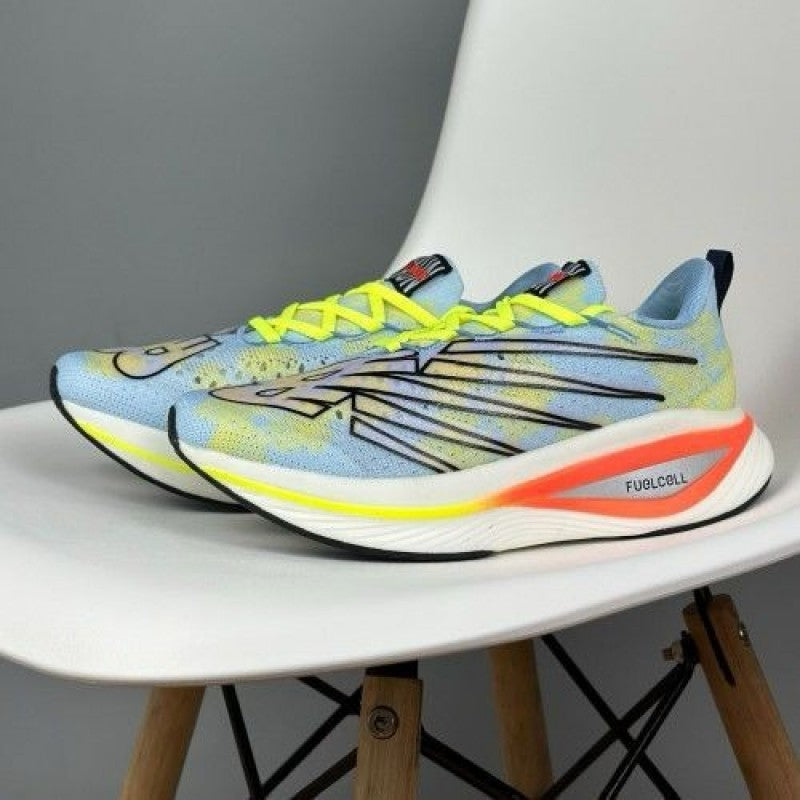 New Balance FUELCELL V3 LIGHT BLUE