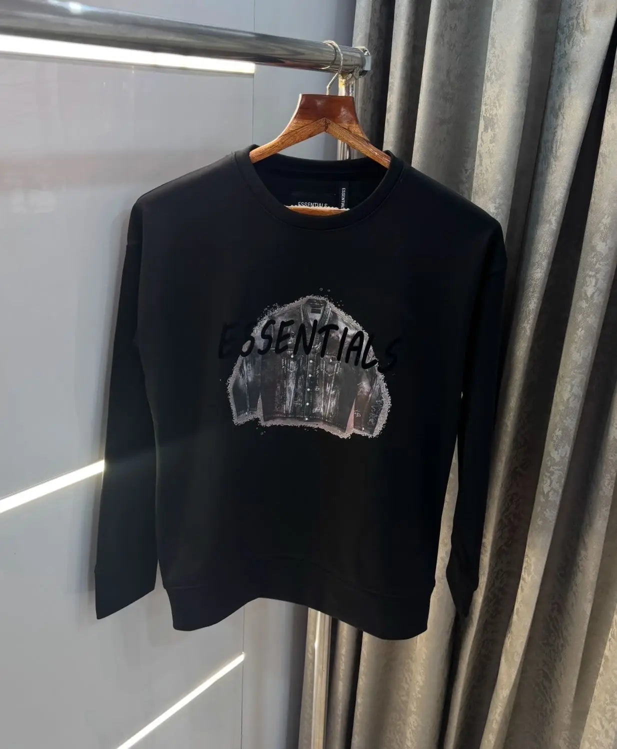 Essentia l Black  Logo Print Imported Premium Sweatshirt