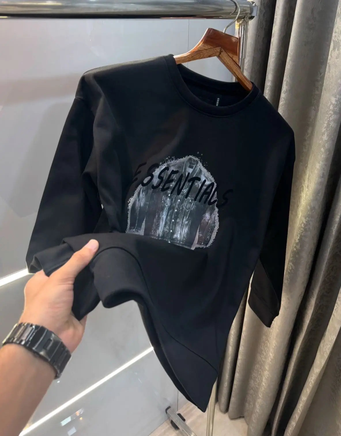 Essentia l Black  Logo Print Imported Premium Sweatshirt