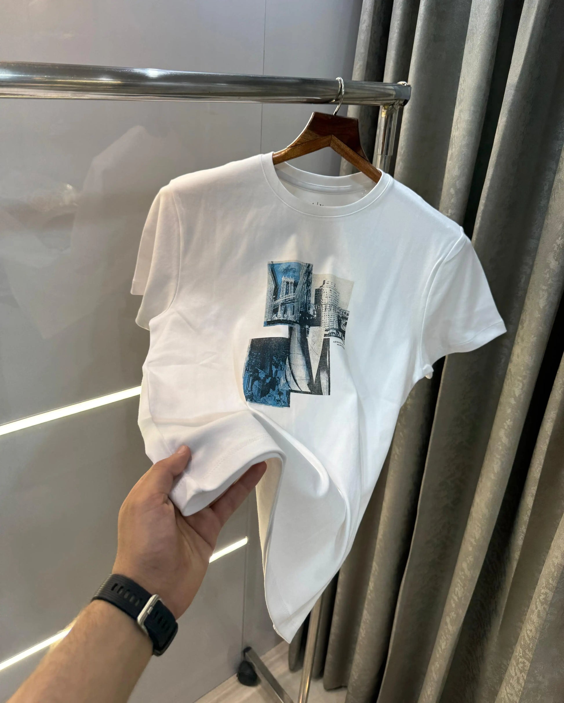 Arman i Exchange White Logo Print Imported T-Shirt