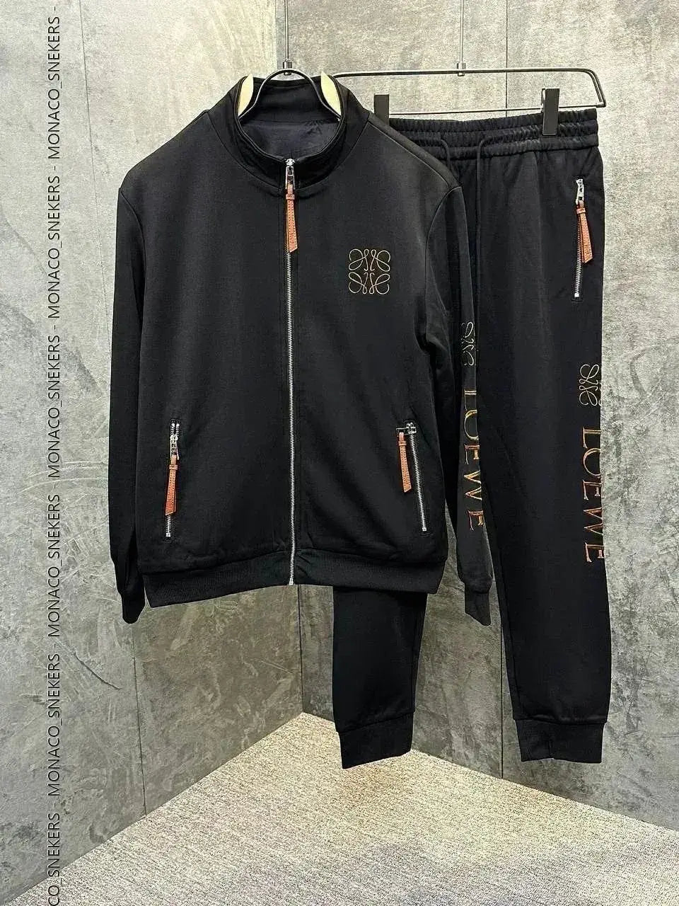 LOeW3 Black Embroidery Logo Imported Tracksuit