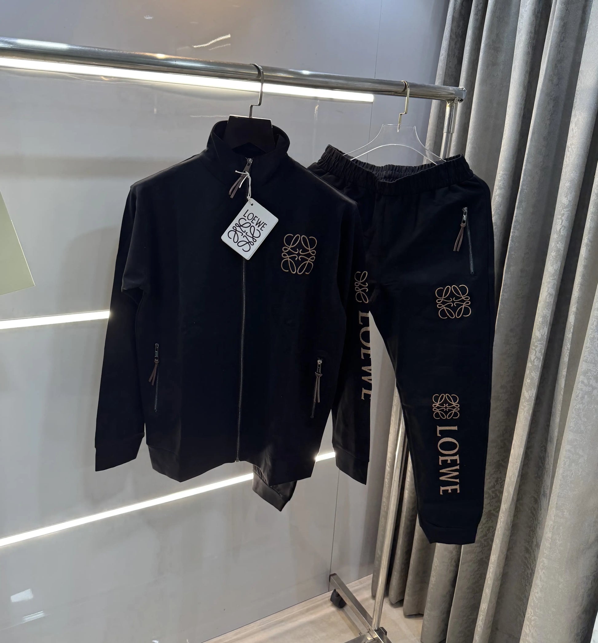 LOeW3 Black Embroidery Logo Imported Tracksuit
