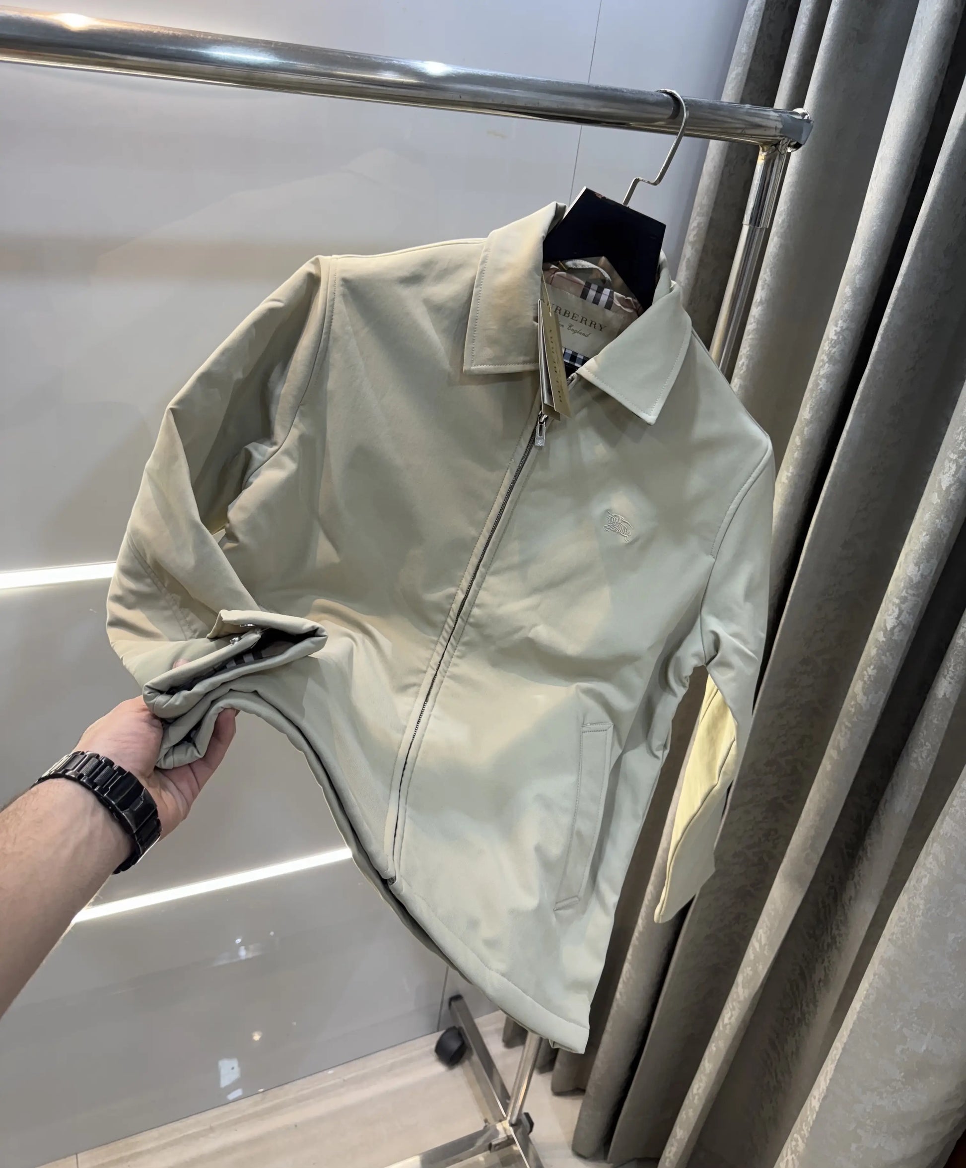 Burberr y Cream Importerd Premium Bomber Jacket
