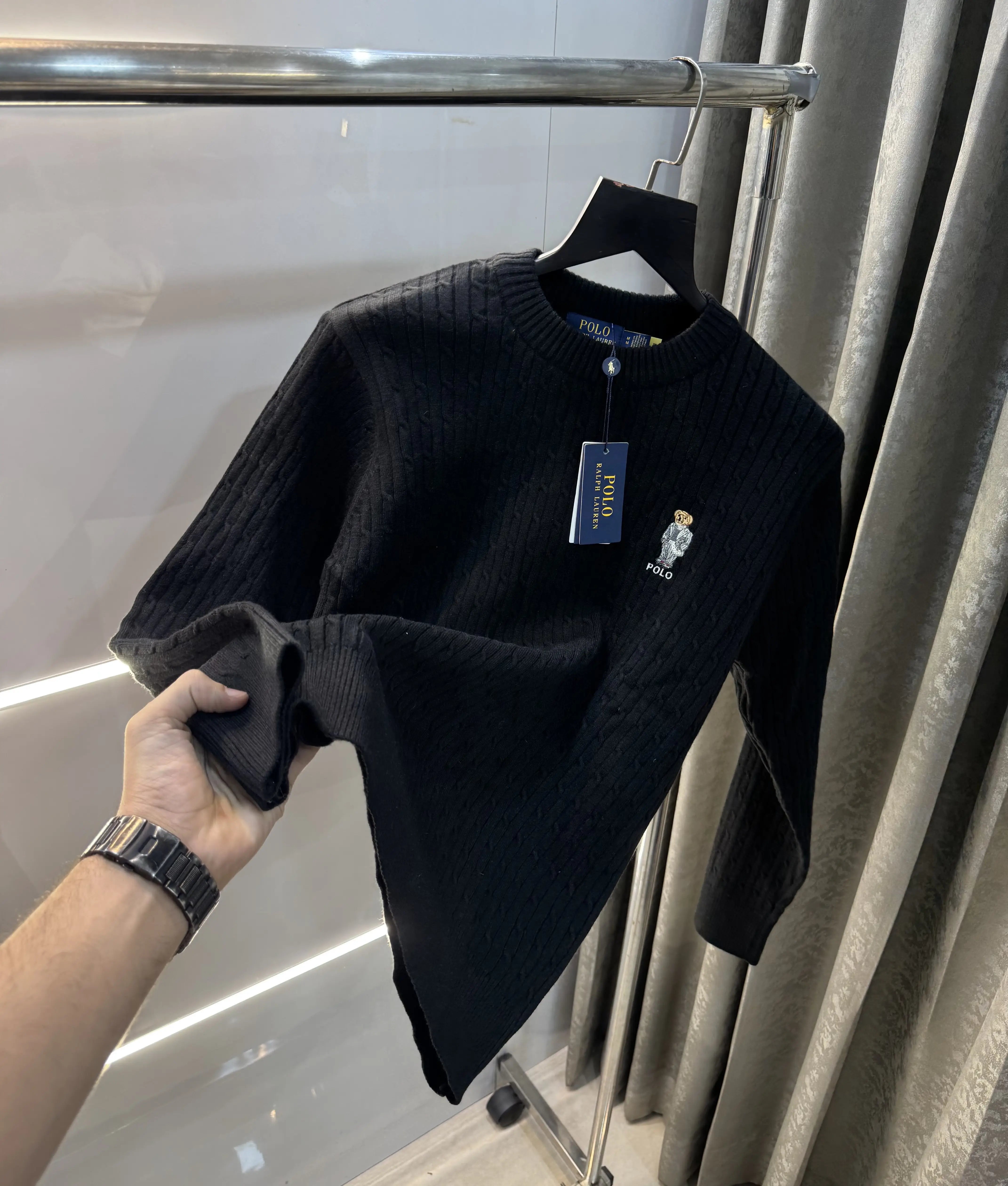 Ralp h  Lauren Black Teddy Edition Imported Pull Over