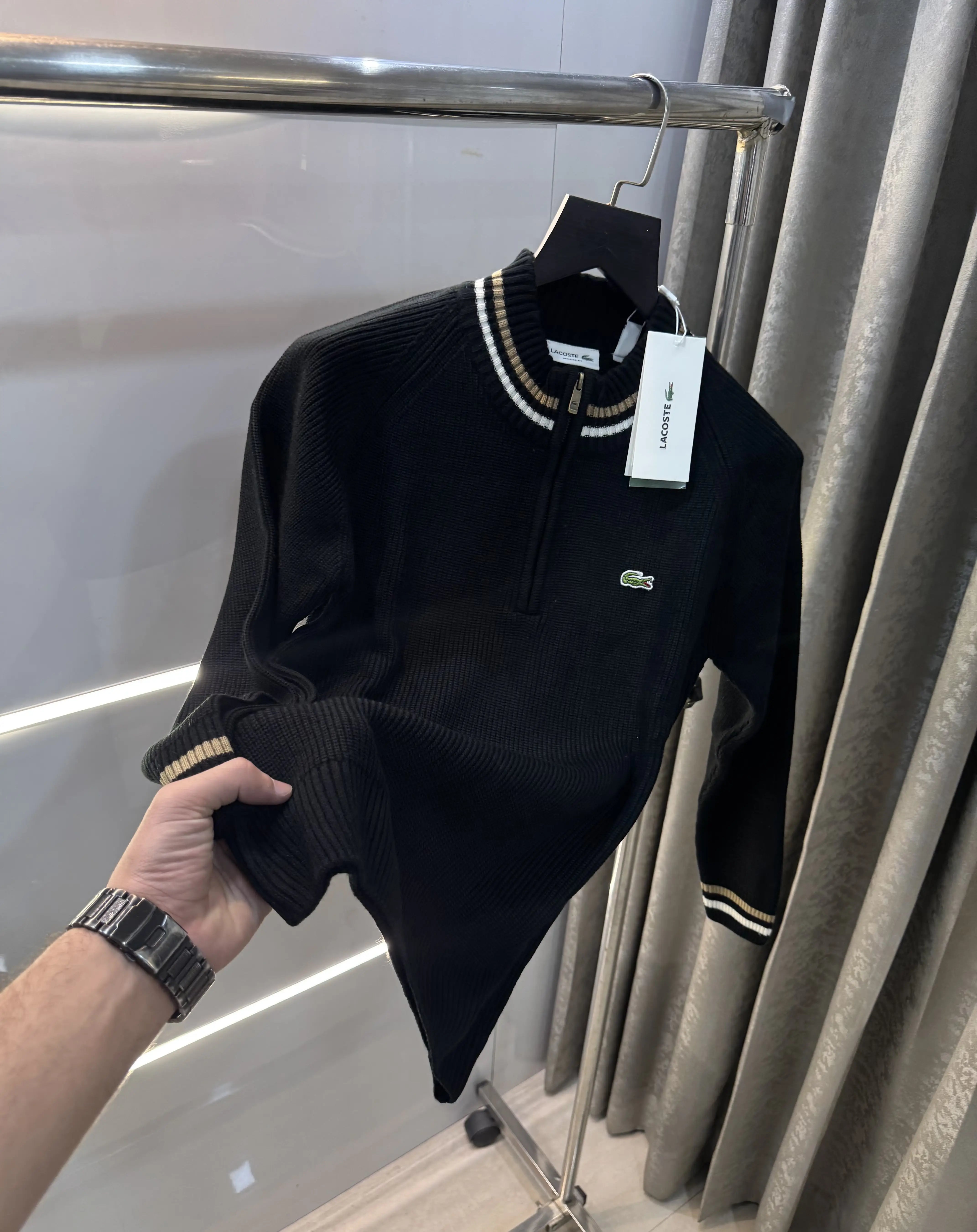 Lacost e Black Zip Imported Pull Over