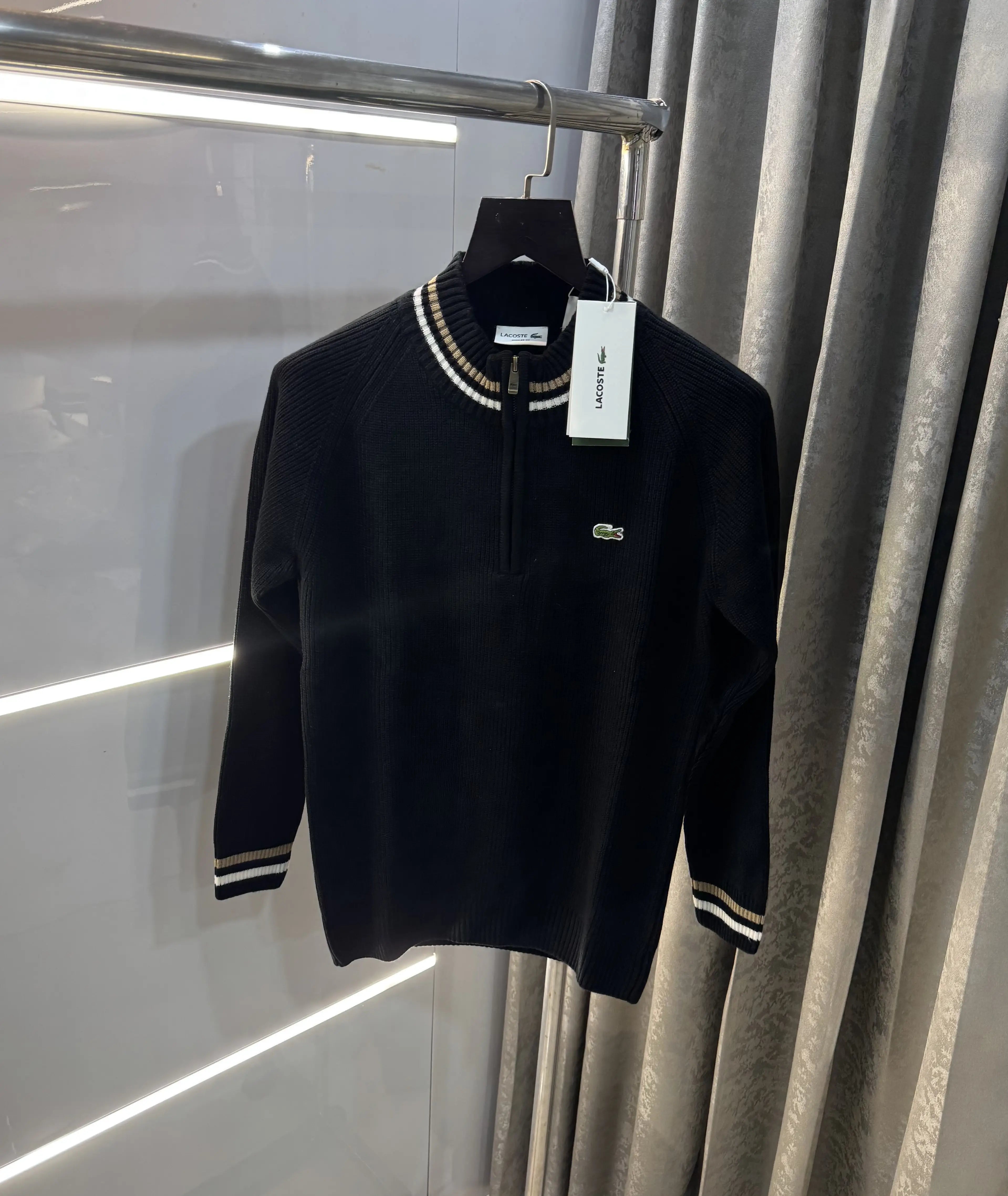 Lacost e Black Zip Imported Pull Over