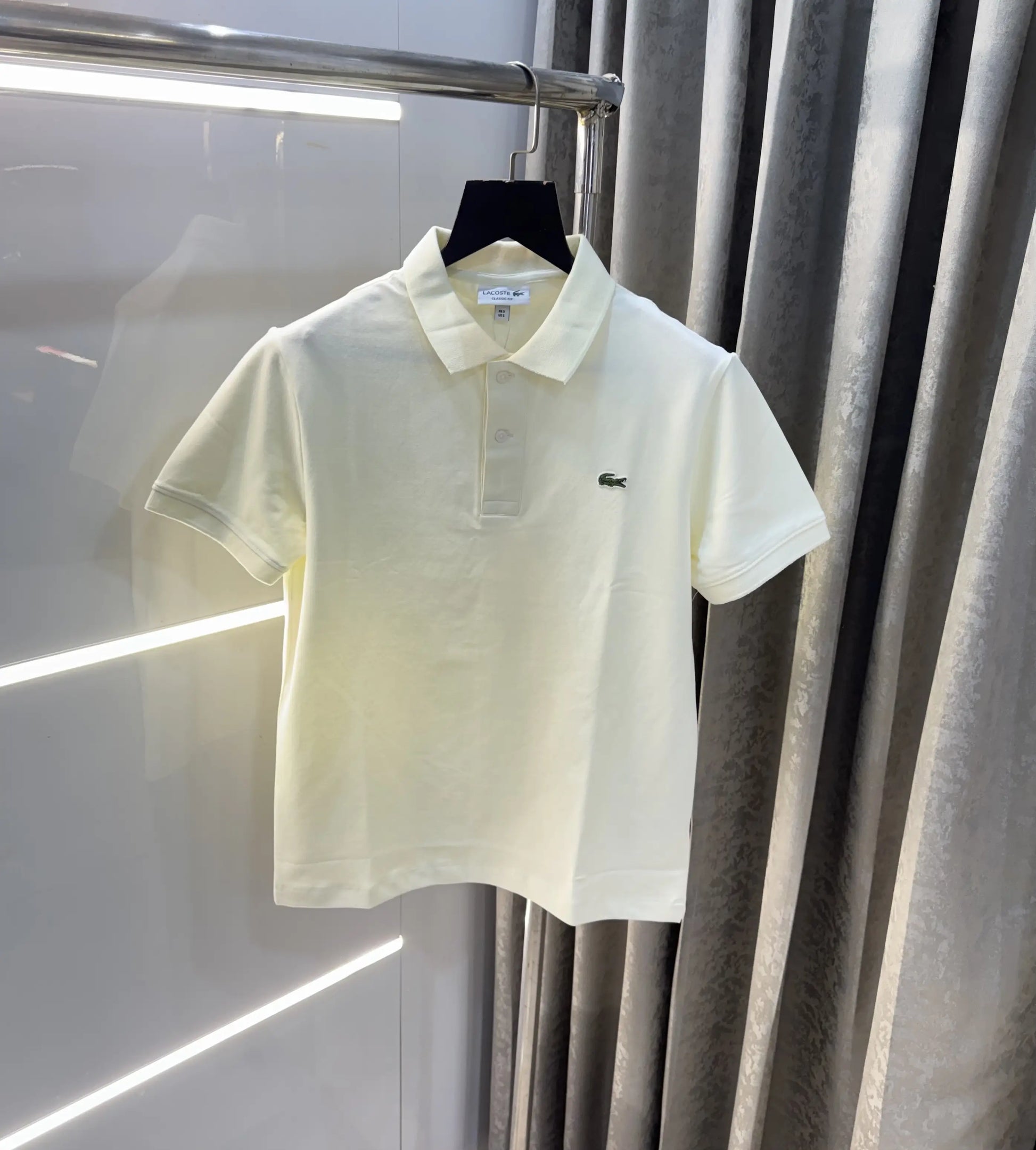 Lacost e Cream Embroidery Logo Premium Polo T-Shirt