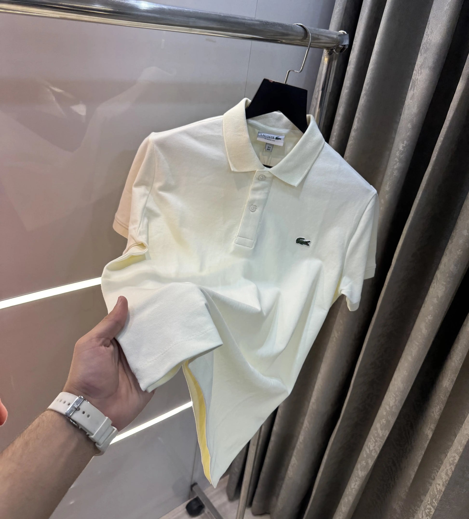 Lacost e Cream Embroidery Logo Premium Polo T-Shirt