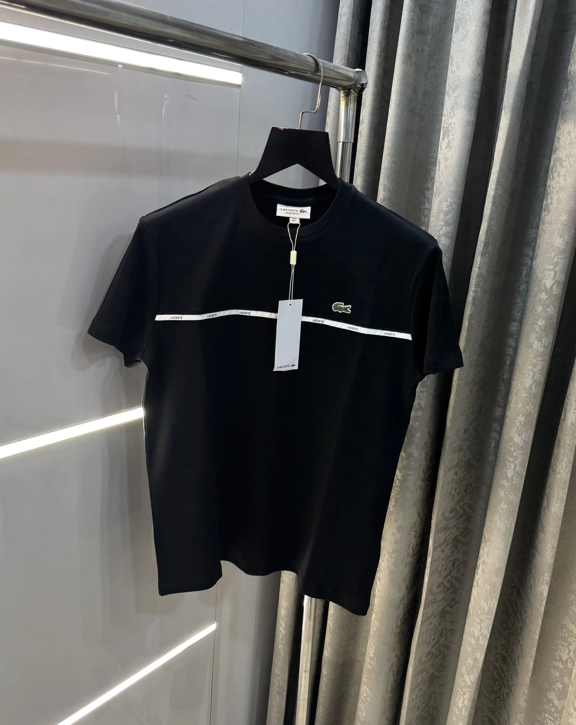 Lacost e Black Logo Work Premium T-Shirt
