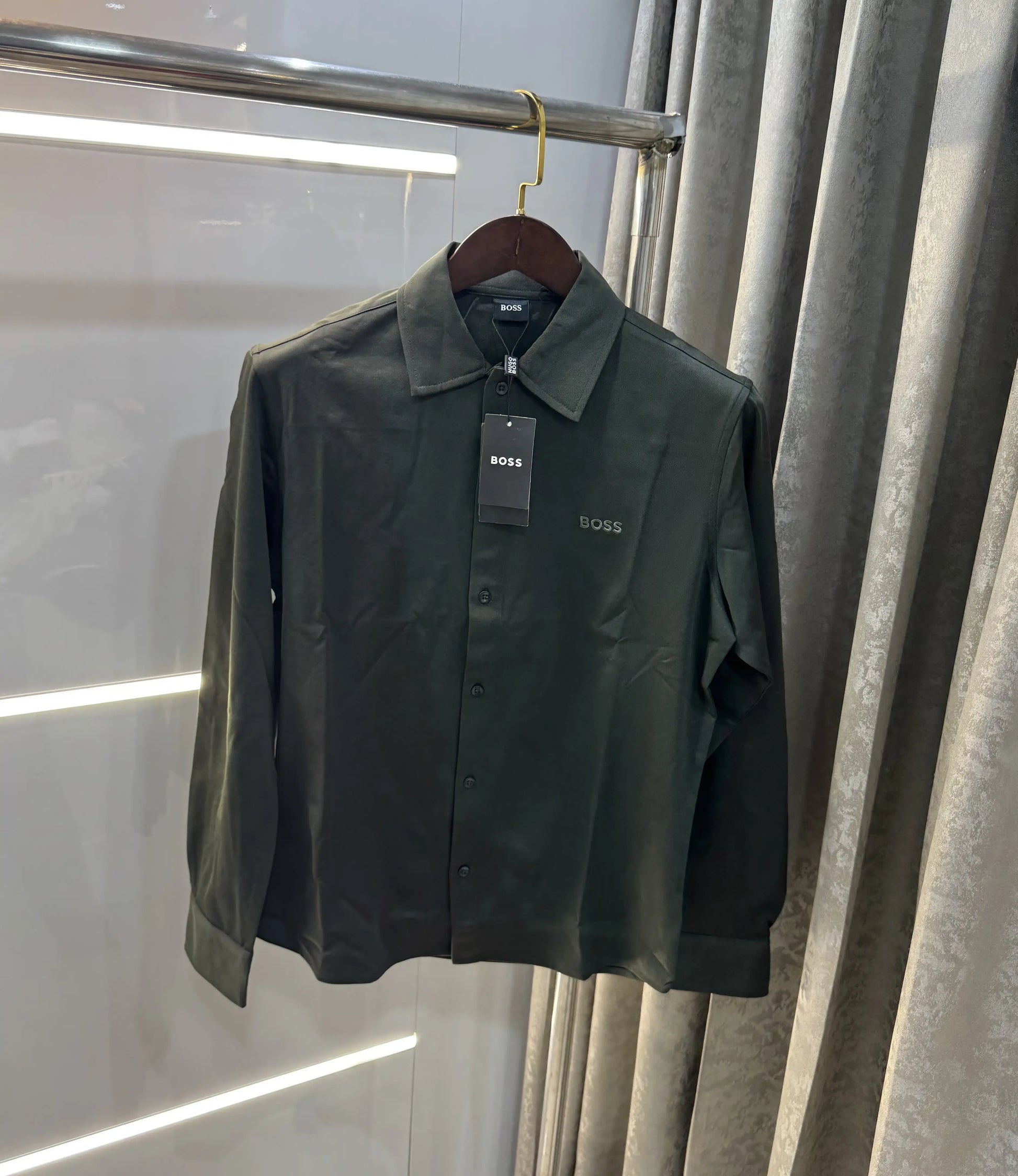 Hugo Bos s Bottle Green Embroidery Logo Imported Shirt