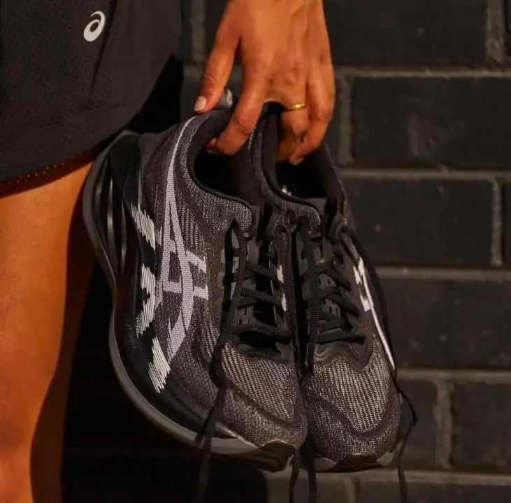 Asics SuperBlast 2 BLACK