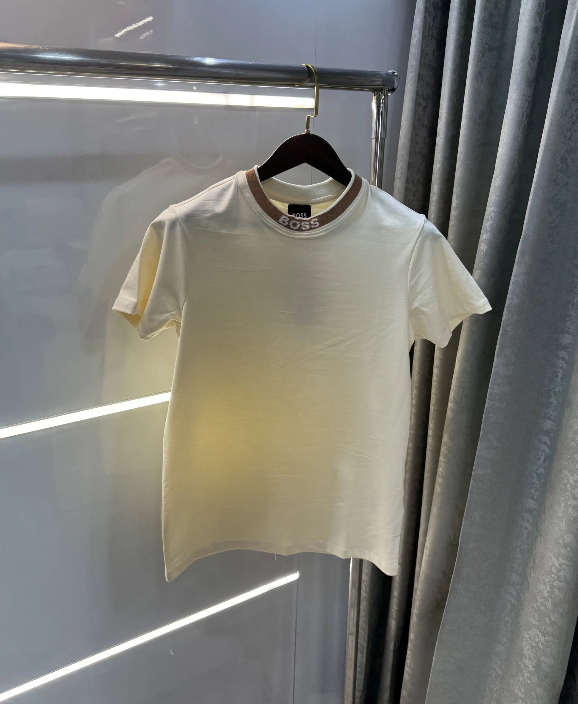 Hugo Boss Cream Premium Classic T-Shirt