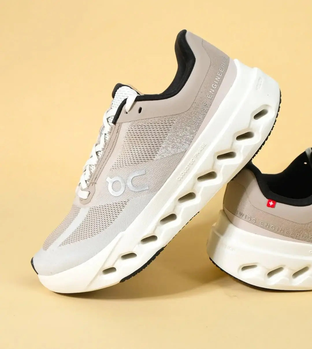 On Cloudsurfer Next GLACIER WHITE