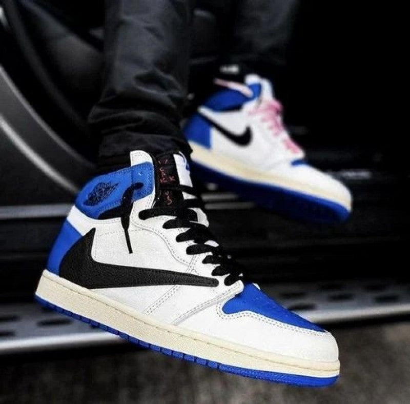 Nik e Air Jordan Retro 1 High Fragm