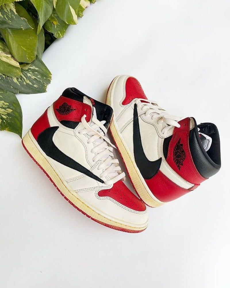 Nik_e Air Jordan Retro 1 High Fragm