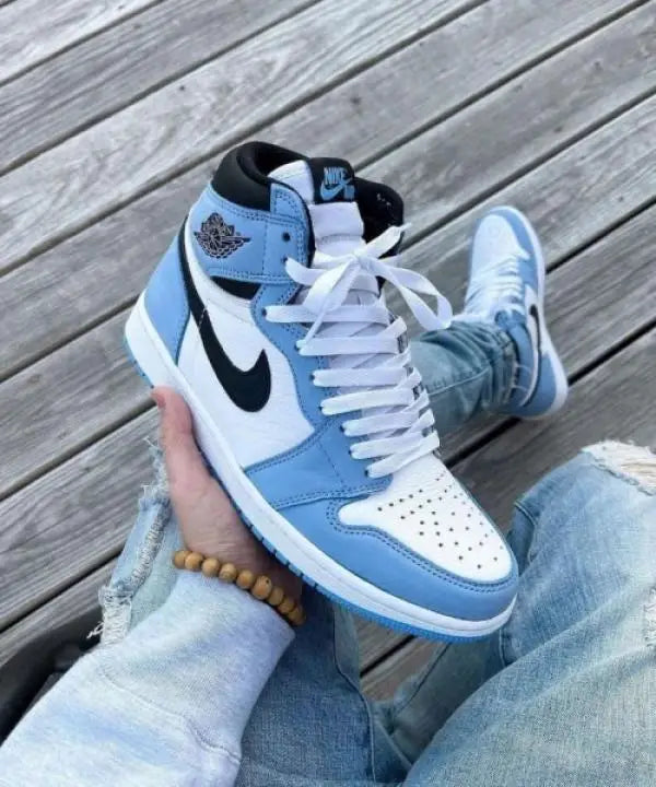 Nik_e Jordan Retro 1 University Blue Women
