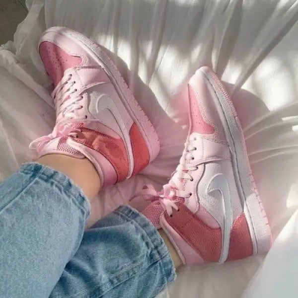 Nik_e Jordan Retro 1 Mid Digital Pink Women