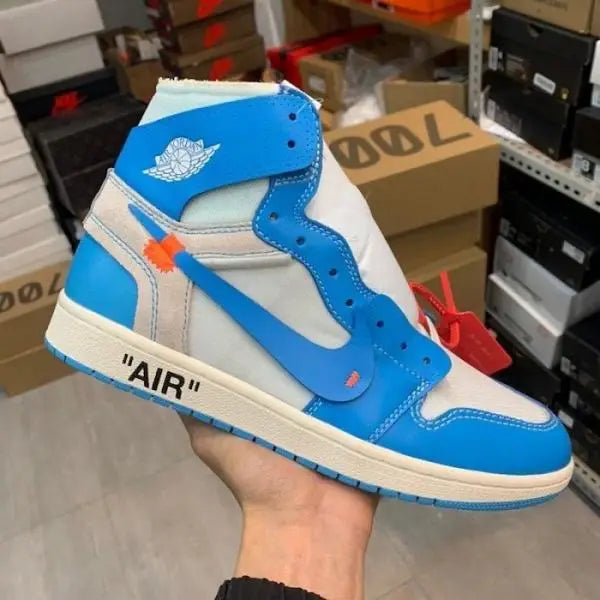 Nik_e Jordan retro 1 X off white UNC Blue