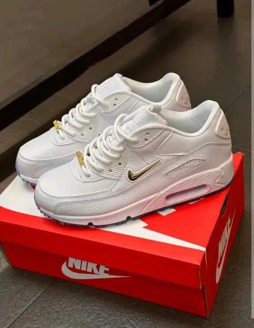 Nike Airmax 90 Pirate Radio Metallic Gold