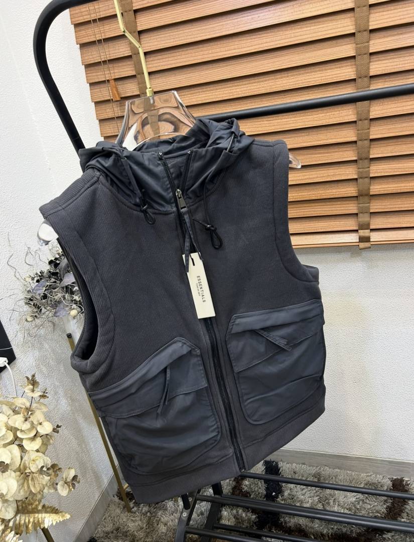 Essential_s Imported Exclusive Zipper Half Hoodie (DN 111)