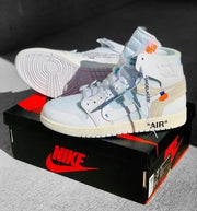 Nik_e Jordan retro 1 X off white UNC