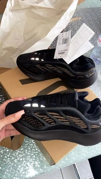 Adida_s Yeezy 700 V3 Alvah Glow in Dark