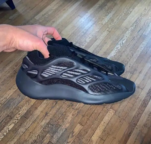 Adida_s Yeezy 700 V3 Alvah Glow in Dark