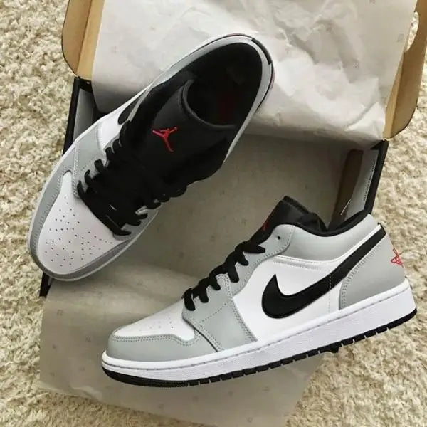 Nik_e Air Jordan 1 Low Light Smoke Grey