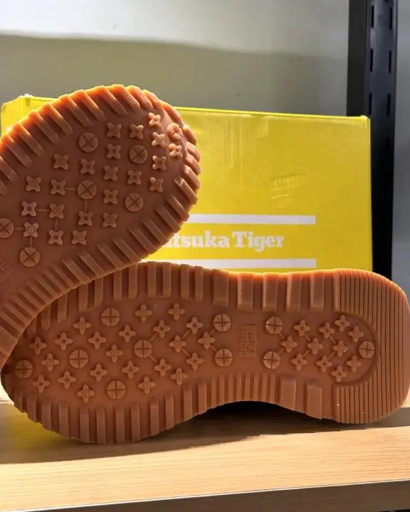 Onitsuka Tiger Moage CO Cream Black