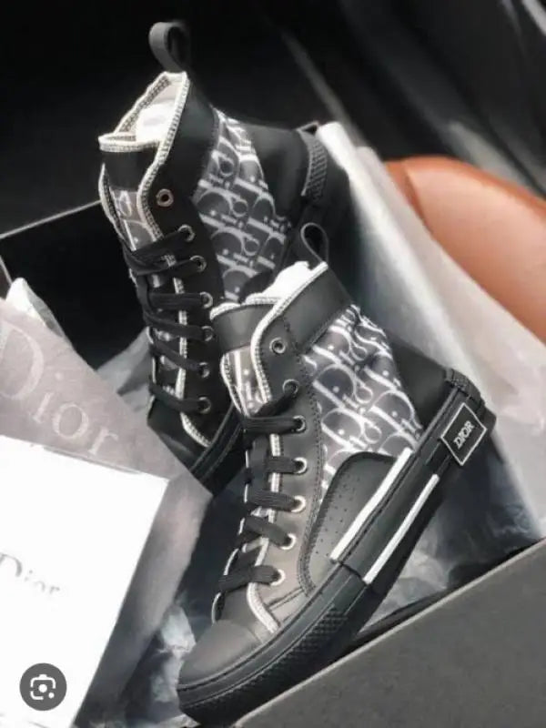 Dio_r b23 high top oblique black with accessories