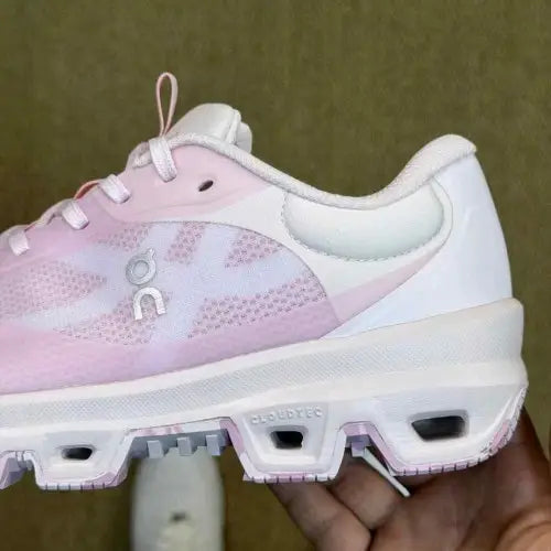 On Running Cloudventure 2 Loewe Pale Pink