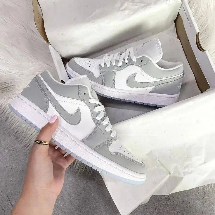 Nikee Air Jordan Retro 1 Low WOLF GREY