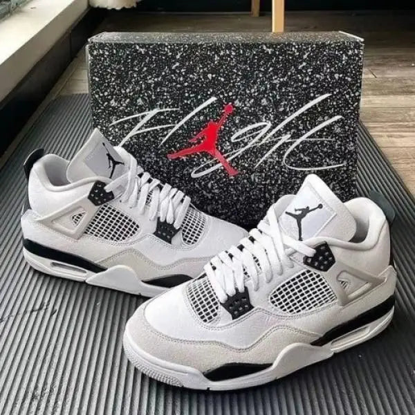 Jordan Retro 4 Military Black Surplus Semi UA