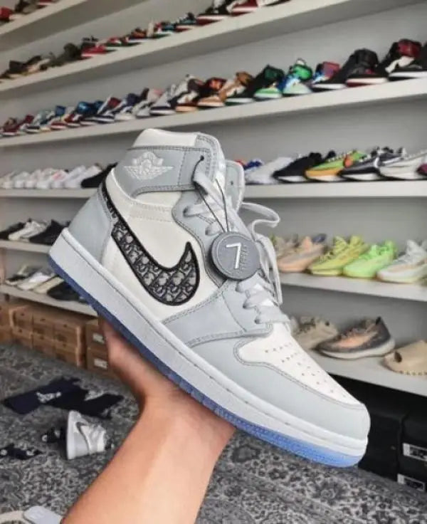 Nik_e Jordan Retro 1 High X Dior Semi UA Open Box