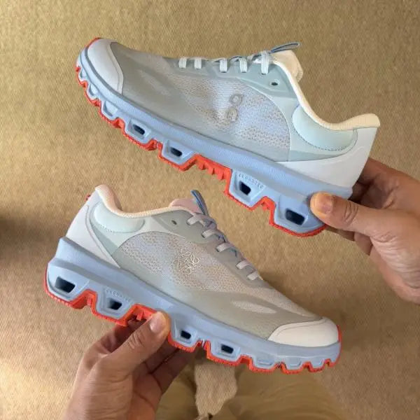 On Cloud Running venture 2 Loewe Blue Red White