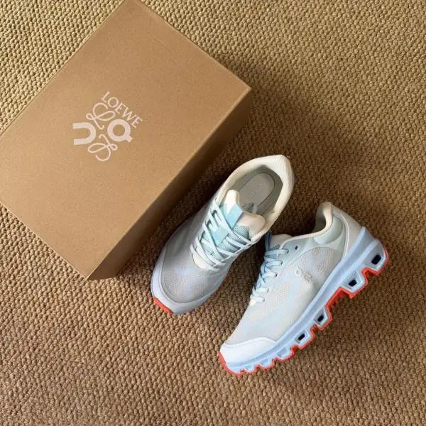 On Cloud Running venture 2 Loewe Blue Red White