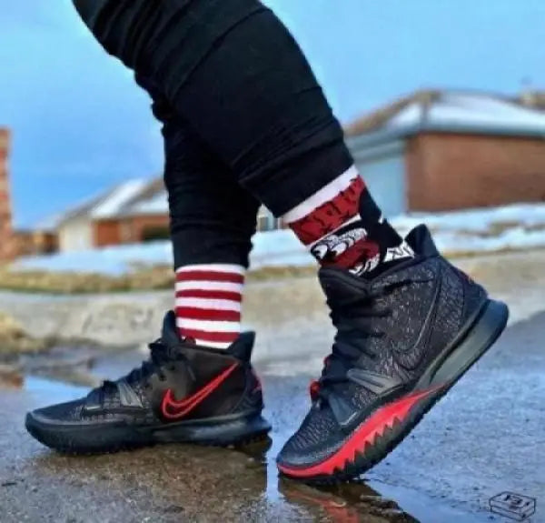 Nik_e Kyrie 7 Bred